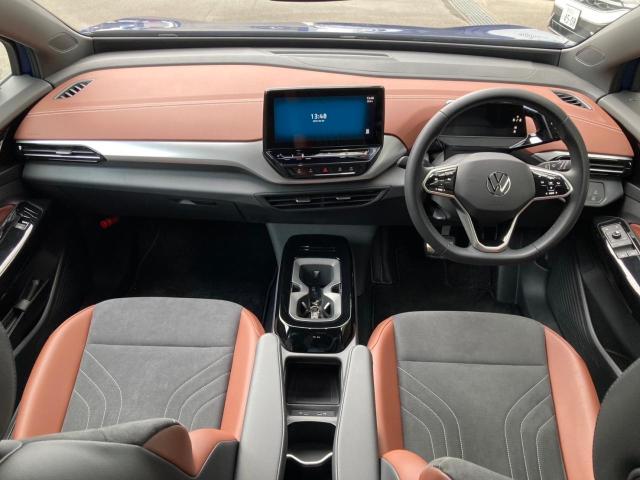Volkswagen ID.4 11