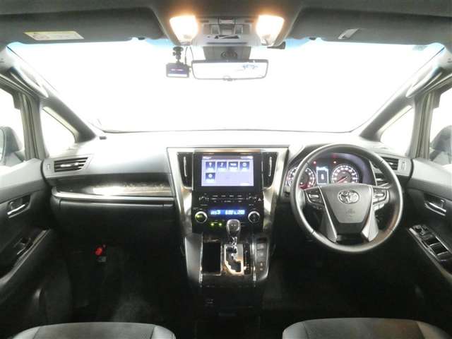 Toyota Alphard 12