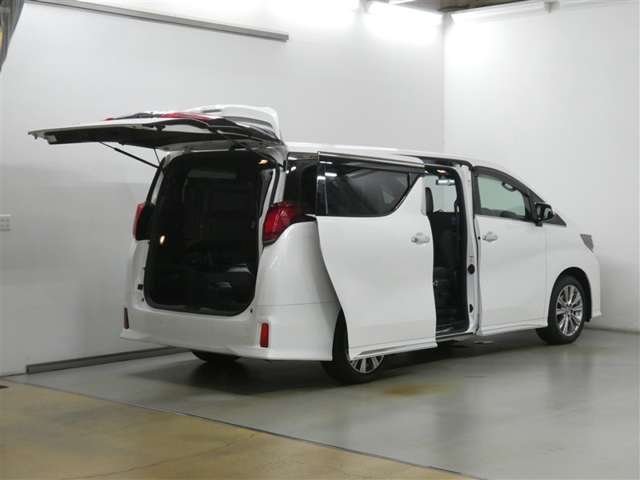 Toyota Alphard 7