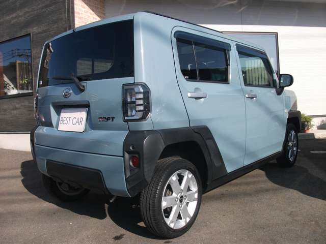 Daihatsu Taft 7