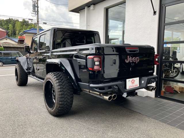 Jeep Gladiator 8