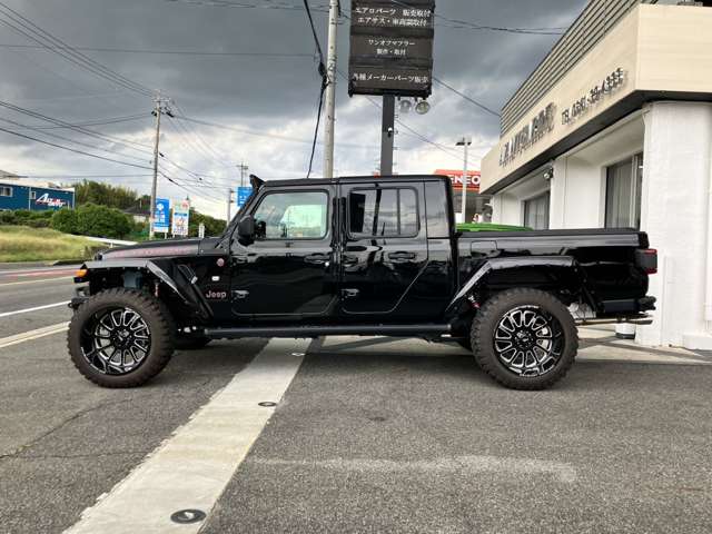 Jeep Gladiator 9