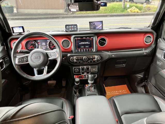 Jeep Gladiator 10