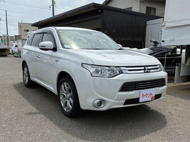 Mitsubishi Outlander PHEV 3