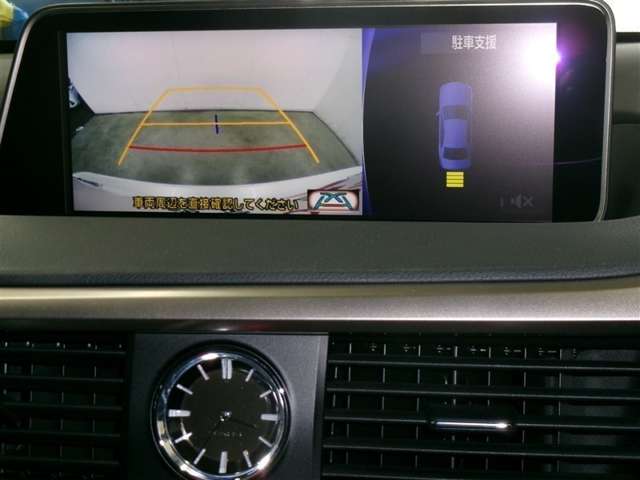 Lexus RX 11