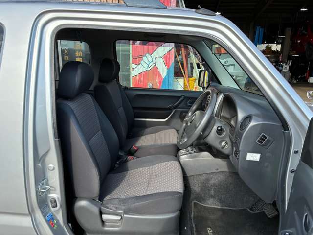 Suzuki Jimny 11