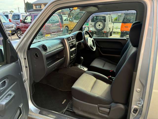 Suzuki Jimny 12