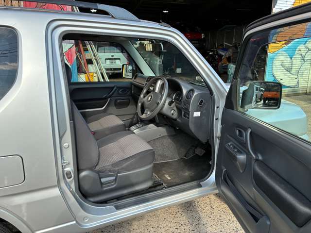 Suzuki Jimny 10