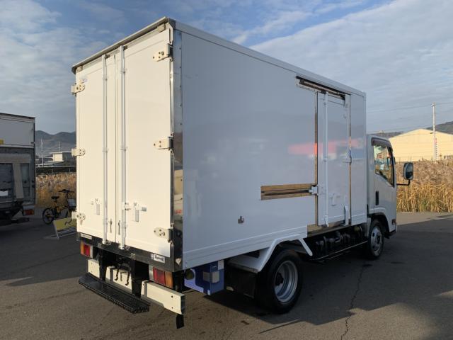 Isuzu Elf 4