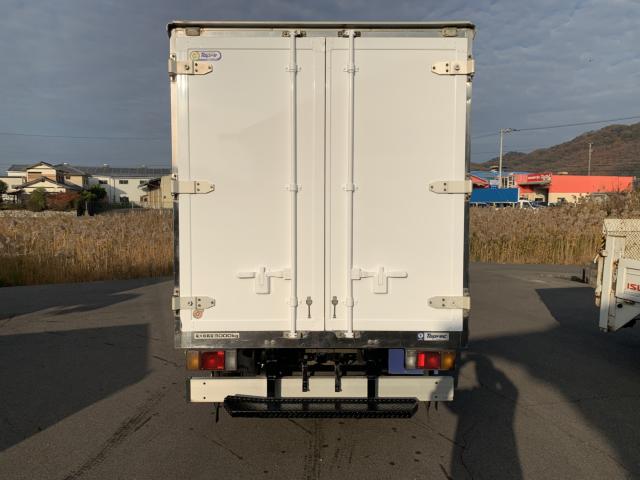 Isuzu Elf 5