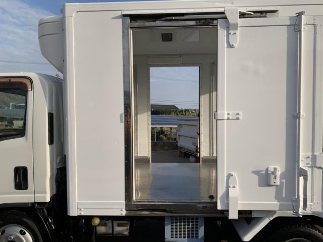 Isuzu Elf 7