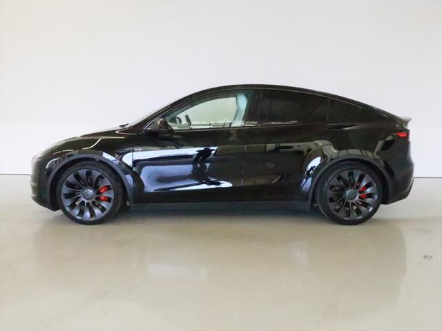 Tesla Model Y 5