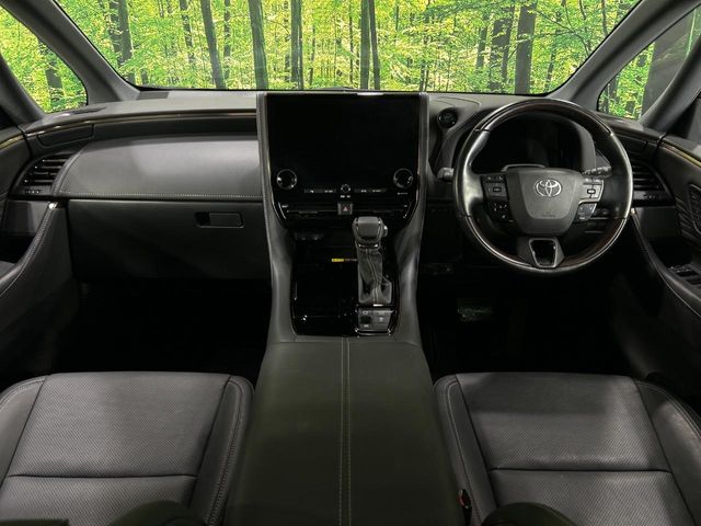 Toyota Alphard 2