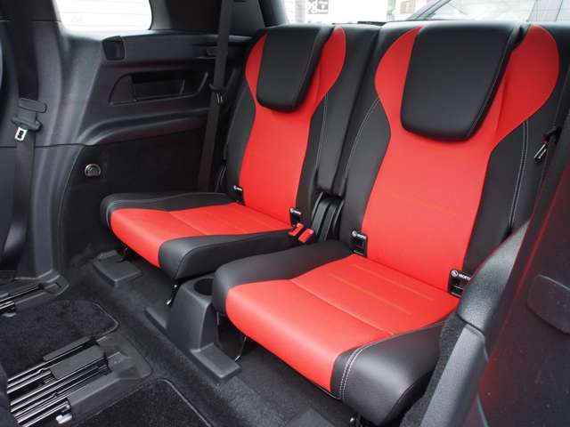 Mercedes-Benz GLB 6