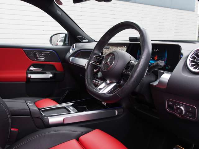 Mercedes-Benz GLB 10