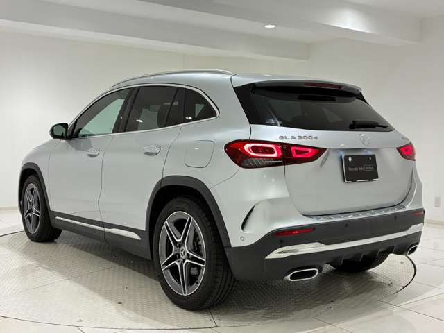 Mercedes-Benz GLA-Class 3