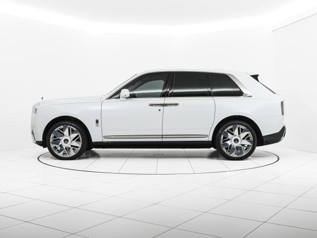 Rolls-Royce カリナン 8