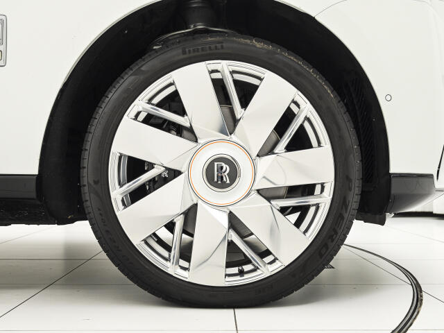 Rolls-Royce カリナン 9