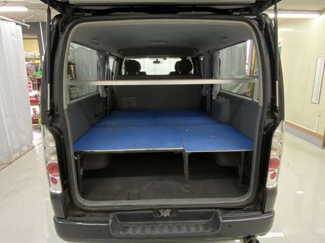 Toyota Regius Ace 11