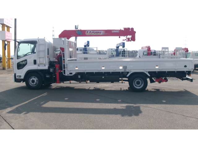 Isuzu Forward 4