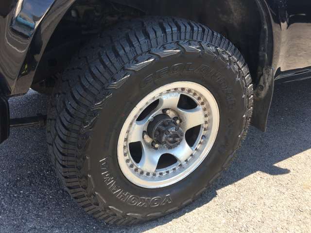 Toyota Land Cruiser 60 11