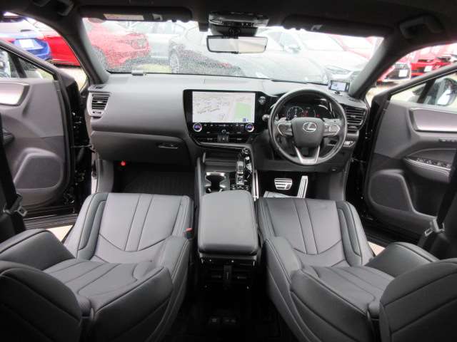 Lexus NX 7