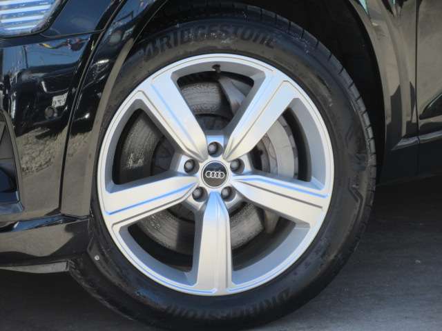 Audi e-tron 12