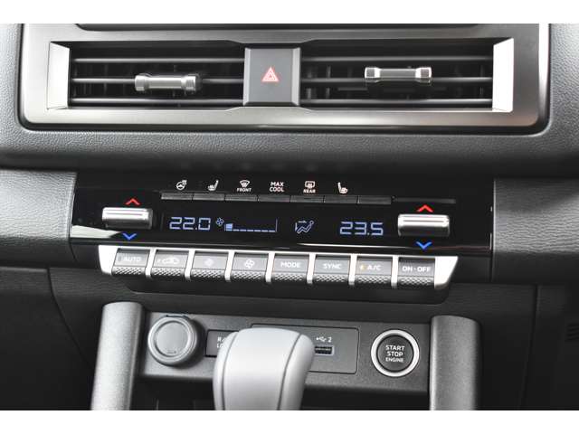 Mitsubishi Triton 12