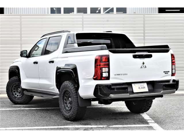 Mitsubishi Triton 6