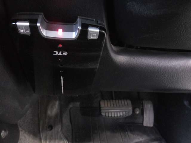 Mitsubishi Pajero Mini 4