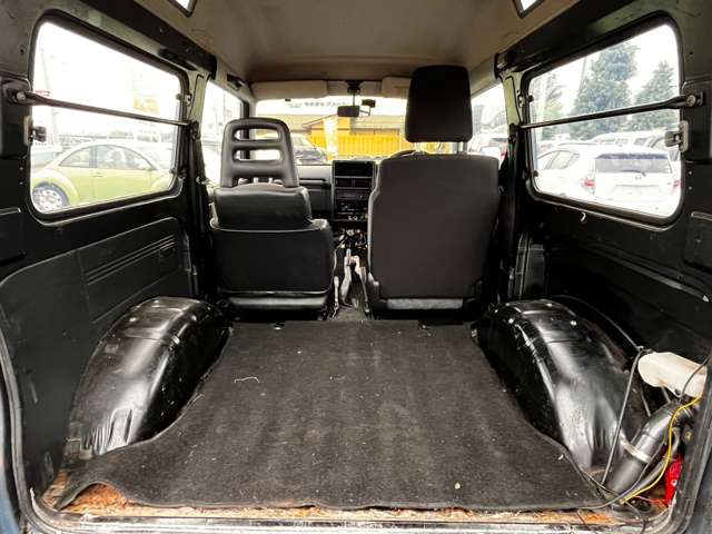 Suzuki Jimny 9