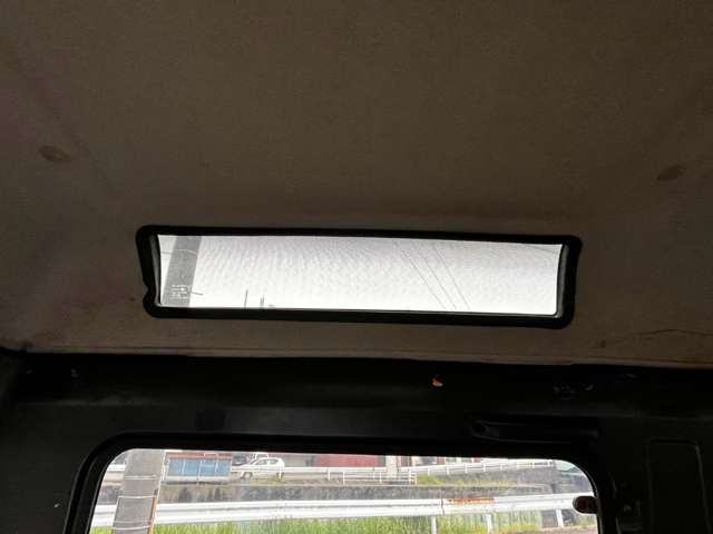 Suzuki Jimny 10