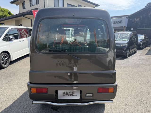 Daihatsu Midget II 12