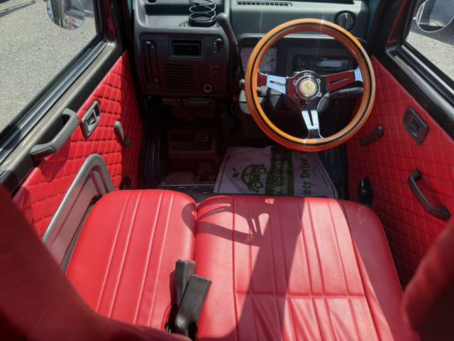 Daihatsu Midget II 2