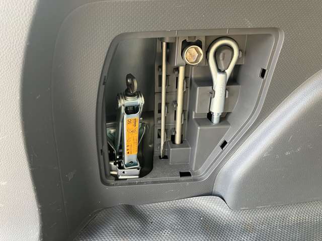 Nissan NV150 AD 12