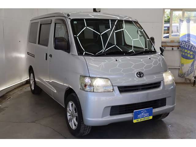 Toyota Town Ace Van 11
