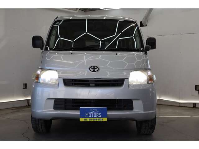 Toyota Town Ace Van 8