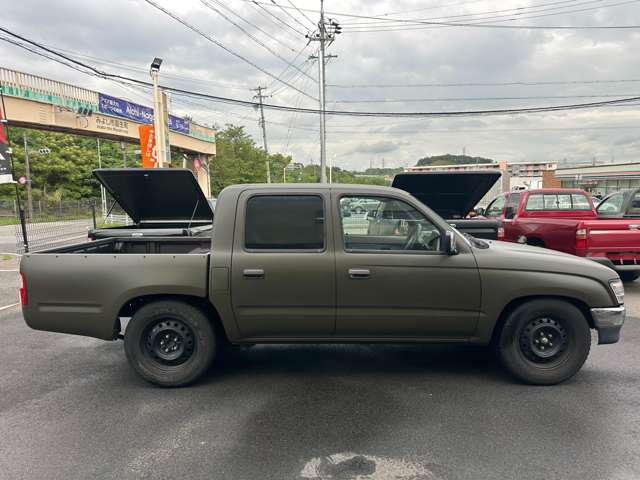 Toyota Hilux 5