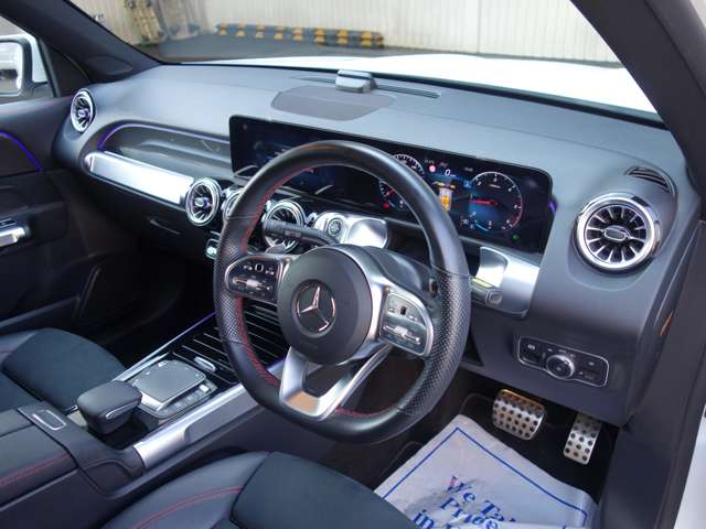 Mercedes-Benz GLB 12