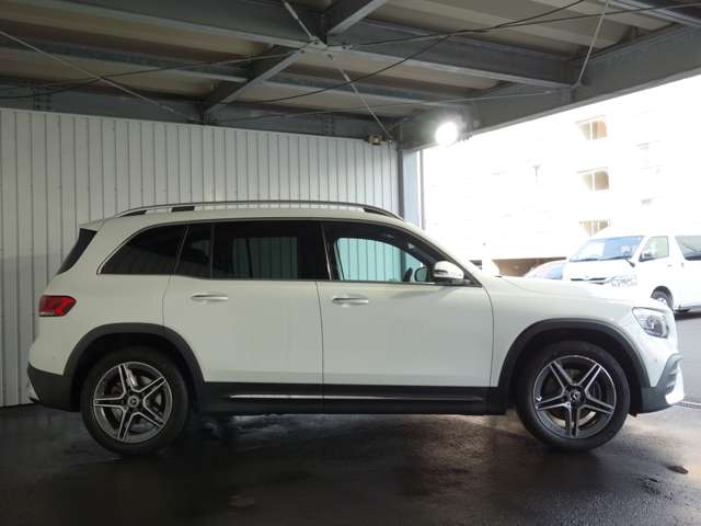Mercedes-Benz GLB 4