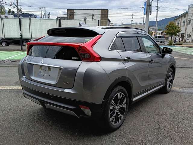 Mitsubishi Eclipse Cross 8