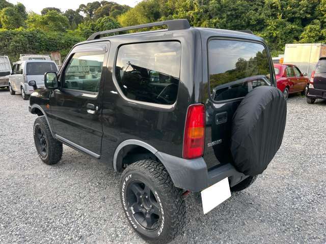 Suzuki Jimny 3