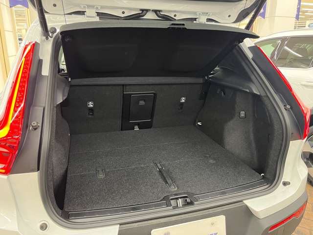 Volvo XC40 11