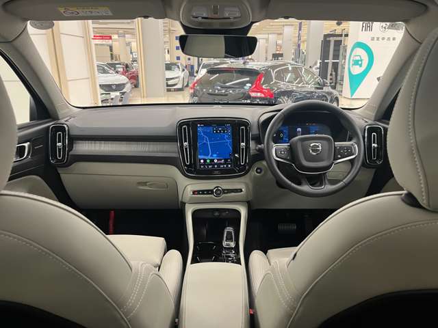 Volvo XC40 3