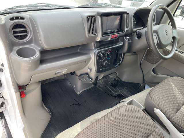 Suzuki Every 12