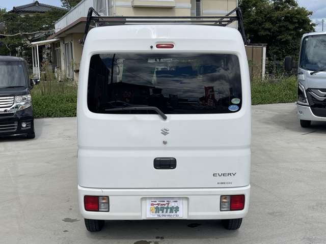 Suzuki Every 8