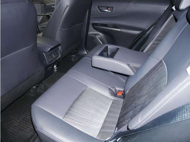 Toyota Harrier 11