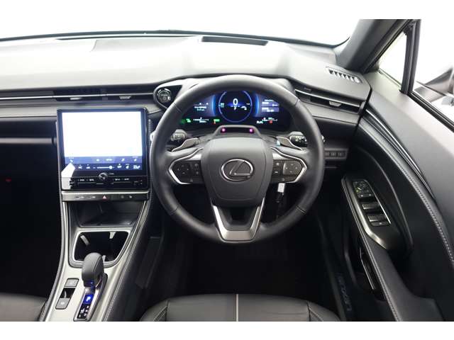 Lexus LBX 6