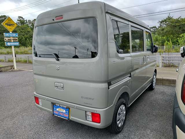 Suzuki Every 4