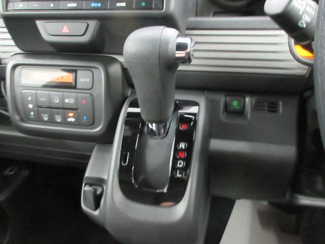 Honda N-VAN 7